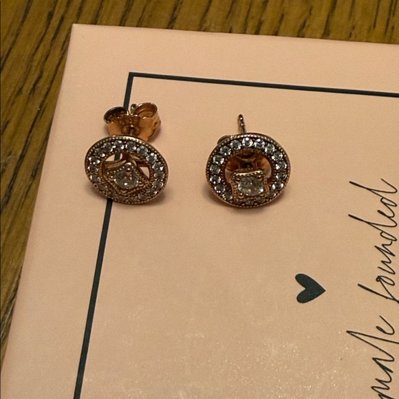 Pandora Rose Gold Ring and Stud Earrings set - Picture 3 of 9